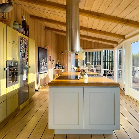 Casa de Férias Colourful With Panorama Near Sejer Bay